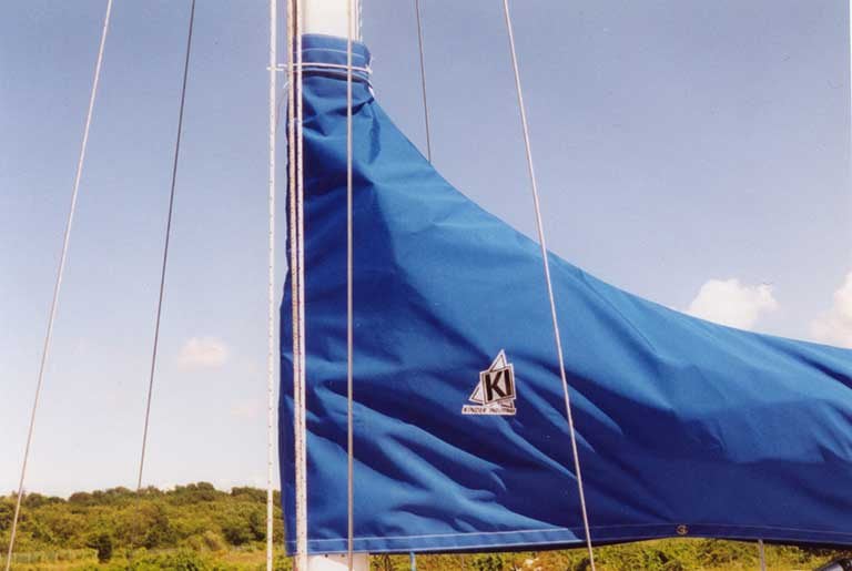 Freedom 40 stack style sail cover