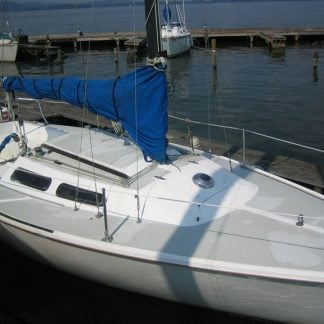 Catalina Capri 25 - Framed Winter Cover