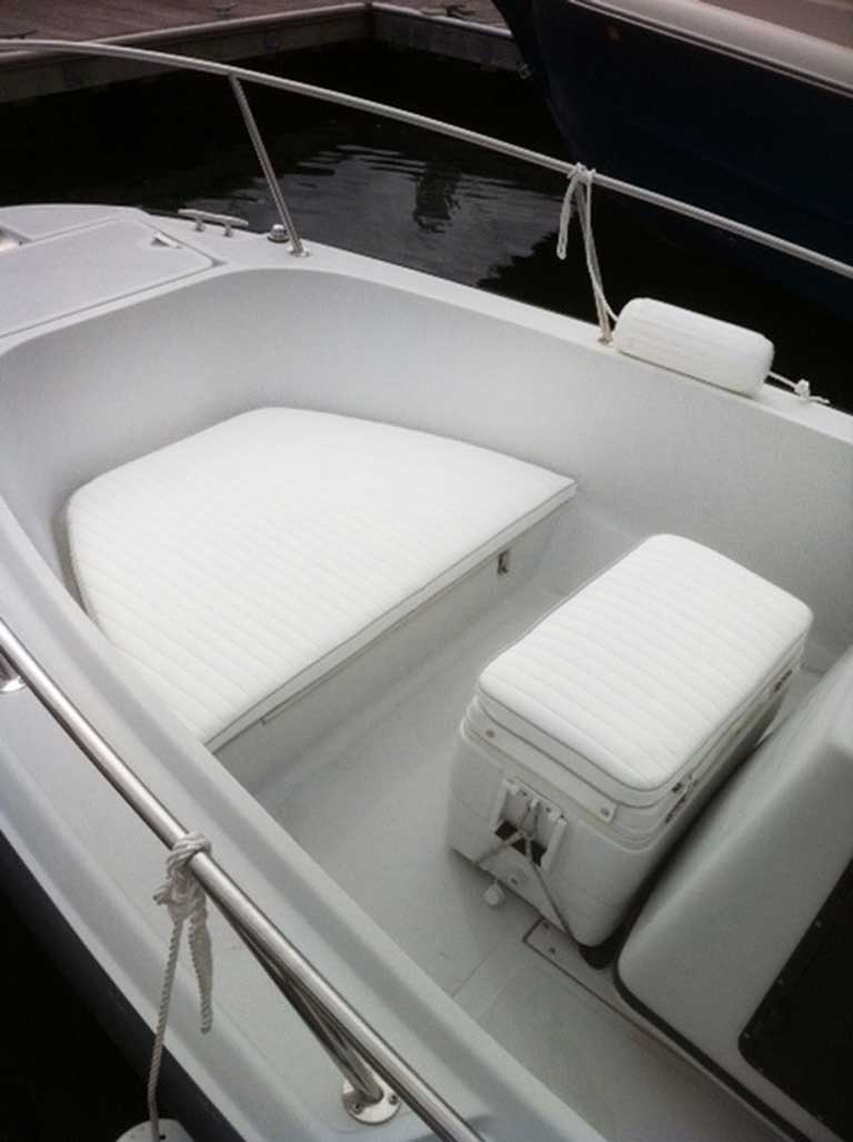 Small Powerboat bow and cooler cushion - Kinder Industries