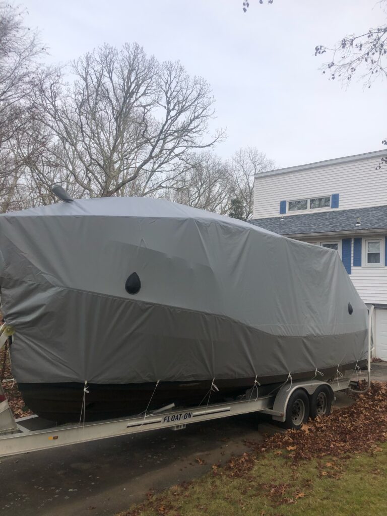 Ranger Tug 27' - Framed Winter Cover
