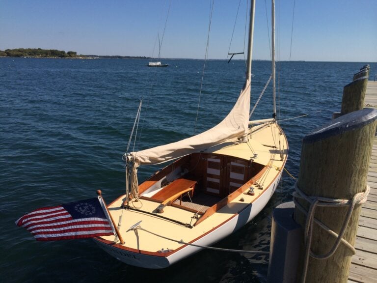 Alerion Express 26 Sail Cover - Image 2